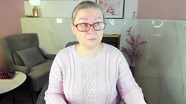 AlexandraKind online show from 11-29-25, 03:23