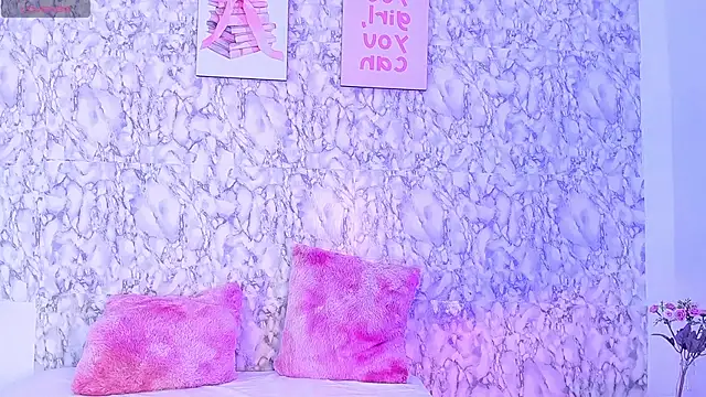  karenestrada online show from 03-31-26, 03:52