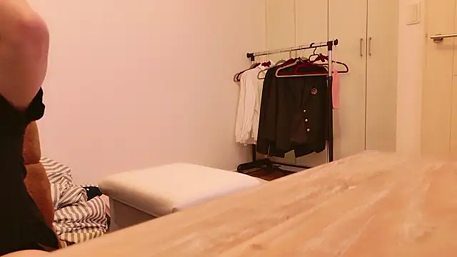 undo-busoku69 online show from 09-11-25, 04:07