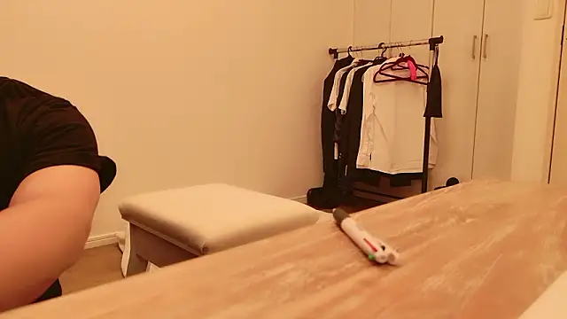 undo-busoku69 online show from 09-25-25, 03:12