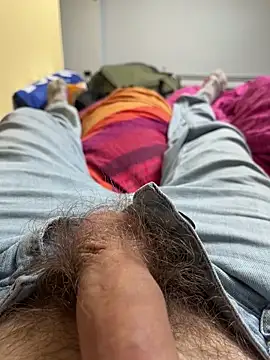 Snapshot of stev3w chatting on 02-10-25, 12:18 stev3w online show from 02-10-25, 12:18