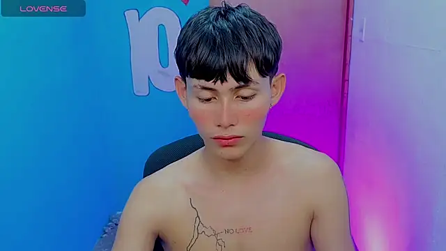 tanjiro cute online show from 03-21-26, 02:46