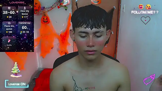 tanjiro cute online show from 11-12-25, 07:23