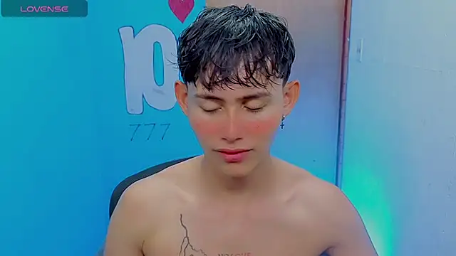 Snapshot of tanjiro_cute chatting on 04-22-26, 05:25 tanjiro cute online show from 04-22-26, 05:25