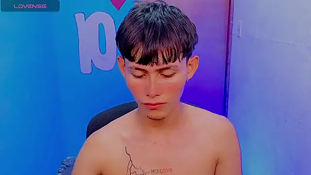 tanjiro cute online show from 03-15-26, 05:47