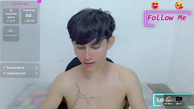 Snapshot of tanjiro_cute chatting on 03-15-25, 03:29 tanjiro cute online show from 03-15-25, 03:29