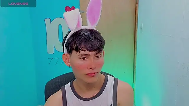 Snapshot of tanjiro_cute chatting on 05-16-26, 03:49 tanjiro cute online show from 05-16-26, 03:49