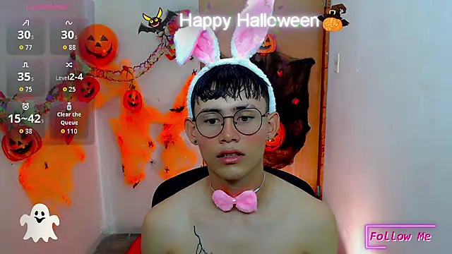 tanjiro cute online show from 10-31-25, 09:50