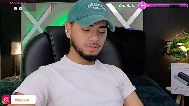 Tommidubois online show from 12-17-25, 04:06