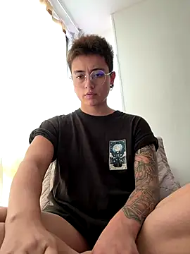 Chriss gomez2 online show from 09-28-25, 10:28