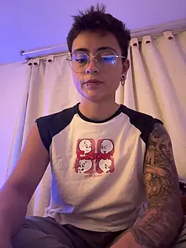 Chriss gomez2 online show from 09-28-25, 12:39