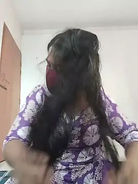 Snapshot of Magical_Girl- chatting on 06-07-26, 03:34 Magical Girl- online show from 06-07-26, 03:34