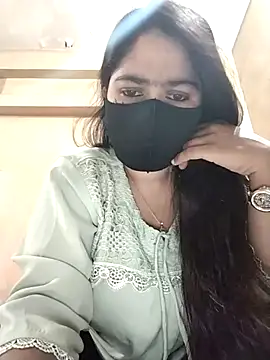 Magical Girl- online show from 11-04-25, 03:32