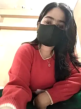 Magical Girl- online show from 12-05-25, 03:27