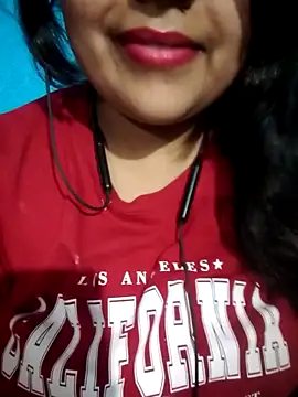 Love-Veronica online show from 04-22-26, 06:14