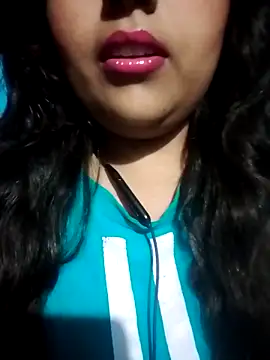 Love-Veronica online show from 02-11-26, 06:08