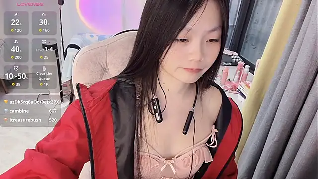 Lena-yyds online show from 12-13-25, 08:04