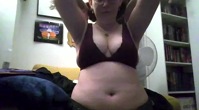 Snapshot of LadyCheschire chatting on 12-17-24, 07:59 LadyCheschire online show from 12-17-24, 07:59