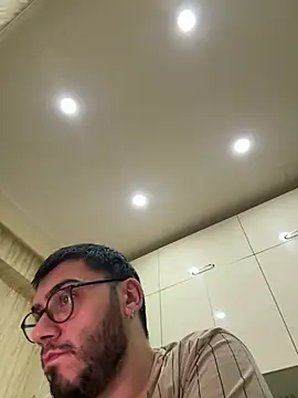 Snapshot of Hellzroom chatting on 03-22-26, 10:55 Hellzroom online show from 03-22-26, 10:55