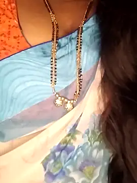 Sexy Radhikaa online show from 12-17-25, 07:08