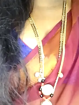 Sexy Radhikaa online show from 03-08-26, 03:32