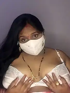 Snapshot of Sexy_Radhikaa chatting on 02-20-25, 12:19 Sexy Radhikaa online show from 02-20-25, 12:19