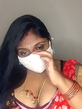 Snapshot of Sexy_Radhikaa chatting on 02-15-25, 05:50 Sexy Radhikaa online show from 02-15-25, 05:50
