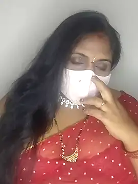 Snapshot of Sexy_Radhikaa chatting on 02-12-25, 02:10 Sexy Radhikaa online show from 02-12-25, 02:10