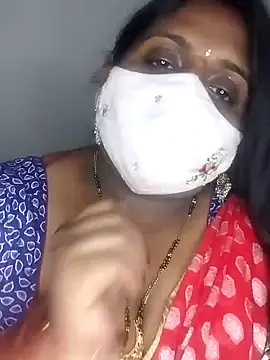 Snapshot of Sexy_Radhikaa chatting on 02-13-25, 06:59 Sexy Radhikaa online show from 02-13-25, 06:59