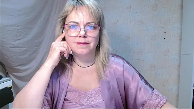 sweetsunset11 online show from 02-12-26, 12:21