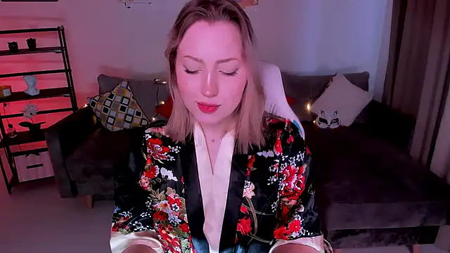 Jenny Luvv online show from 01-24-25, 08:23