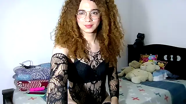Snapshot of CELESSTESeductora chatting on 03-22-25, 12:35 CELESSTESeductora online show from 03-22-25, 12:35