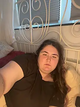 hotiee online show from 04-30-26, 08:10