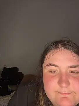 hotiee online show from 04-28-26, 07:29