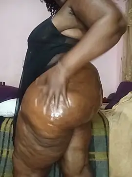 Snapshot of Sweetblackassxxx505 chatting on 05-28-26, 11:43 Sweetblackassxxx505 online show from 05-28-26, 11:43