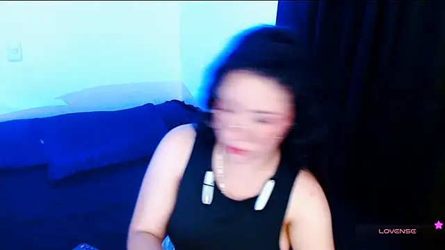 DollCam   online show from 09-19-25, 01:20