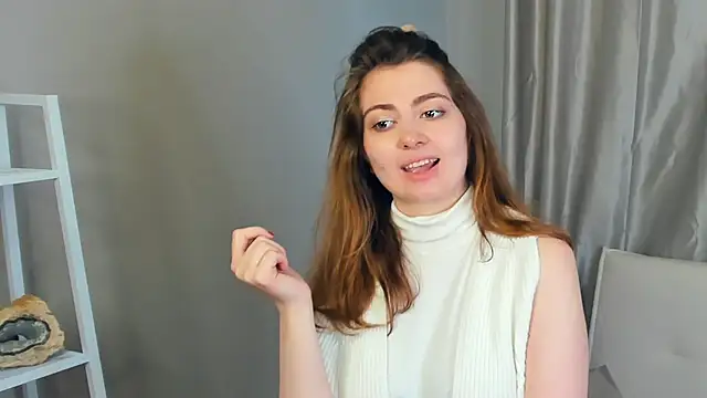 AraHadwin online show from 12-10-24, 08:08