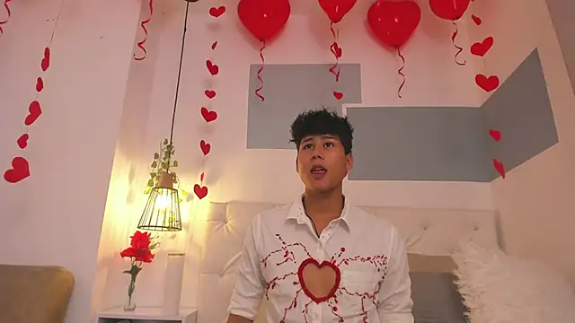 Snapshot of RaidenBoy1 chatting on 02-14-25, 08:05 RaidenBoy1 online show from 02-14-25, 08:05