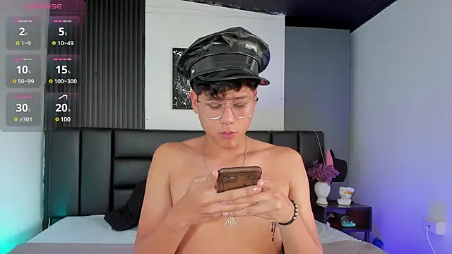 Snapshot of RaidenBoy1 chatting on 01-26-25, 07:41 RaidenBoy1 online show from 01-26-25, 07:41