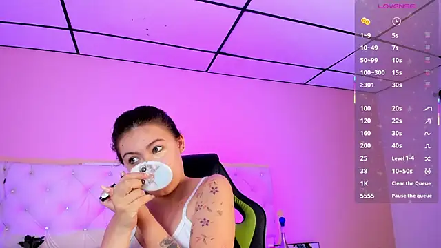 Snapshot of mariie_tayy chatting on 09-12-25, 07:57 mariie tayy online show from 09-12-25, 07:57