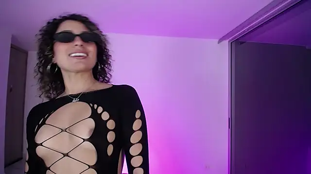 varenkaivanova 22 online show from 04-21-26, 04:41