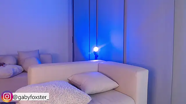 gabyfoxster online show from 01-10-26, 05:36