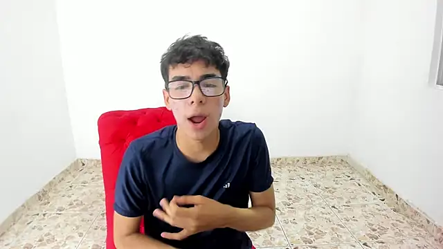 Snapshot of Harry_LatinBoy chatting on 02-26-25, 10:58 Harry LatinBoy online show from 02-26-25, 10:58