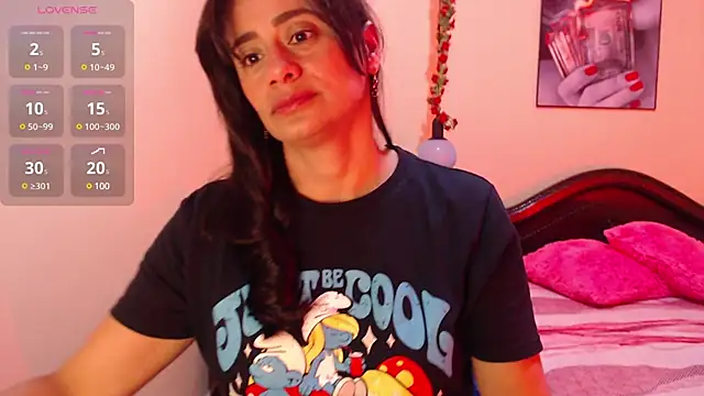 Snapshot of sara_florez1 chatting on 03-01-25, 11:06 sara florez1 online show from 03-01-25, 11:06