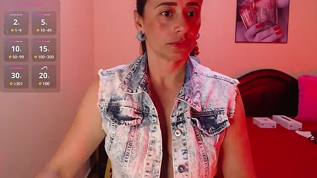 Snapshot of sara_florez1 chatting on 03-15-25, 10:57 sara florez1 online show from 03-15-25, 10:57