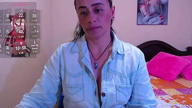 Snapshot of sara_florez1 chatting on 10-02-25, 12:58 sara florez1 online show from 10-02-25, 12:58