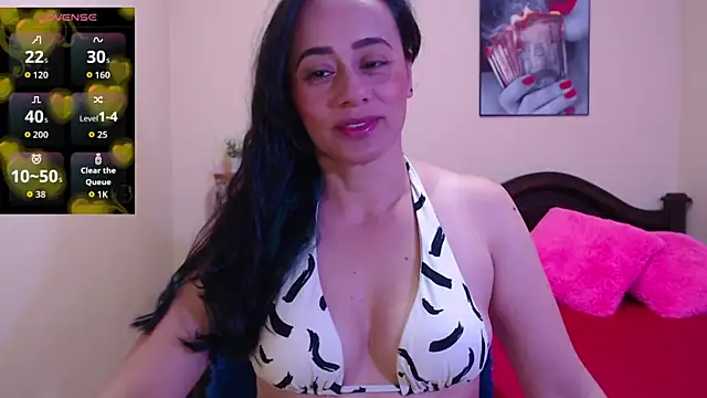 Snapshot of sara_florez1 chatting on 09-09-25, 11:19 sara florez1 online show from 09-09-25, 11:19