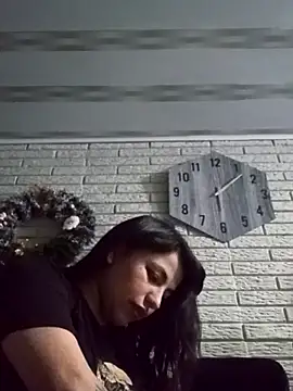 Naomy veracruz  online show from 04-04-26, 11:06