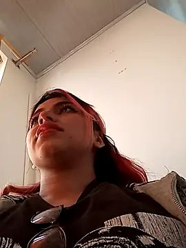 Naomy veracruz  online show from 10-26-25, 11:43