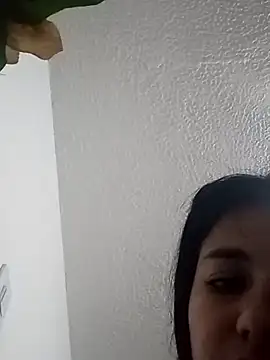 Naomy veracruz  online show from 03-08-26, 10:51